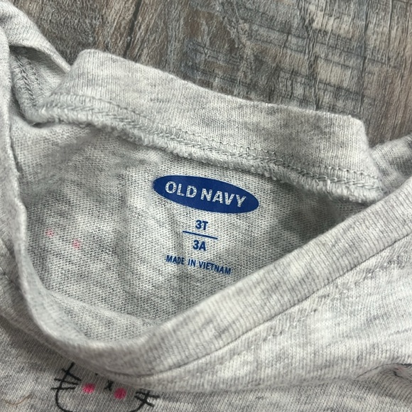 🦋5/10 Old Navy Kitty Long Sleeve - Picture 2 of 4